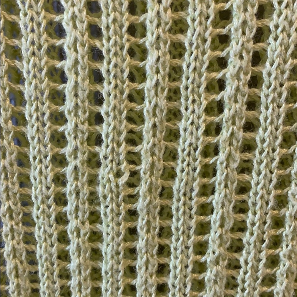🎾 lime yellow green sleeves knit? Crochet? - Picture 4 of 5